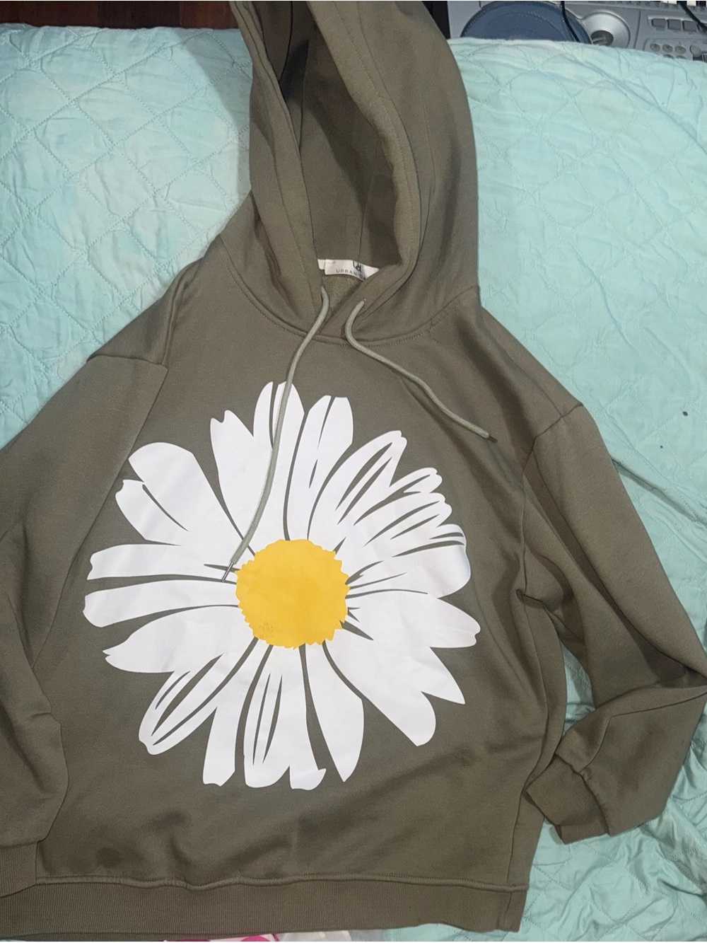Olive Green Daisy Graphic Hoodie Sweatshirt